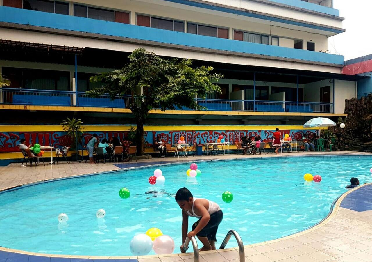 Hotel Mariat Sorong Exterior foto